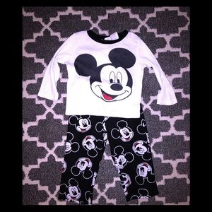 Boys size 4 Mickey Mouse PJs.